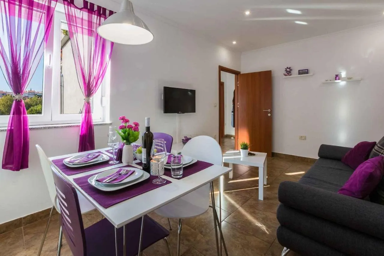 One-Bedroom Apartment Crikvenica 4