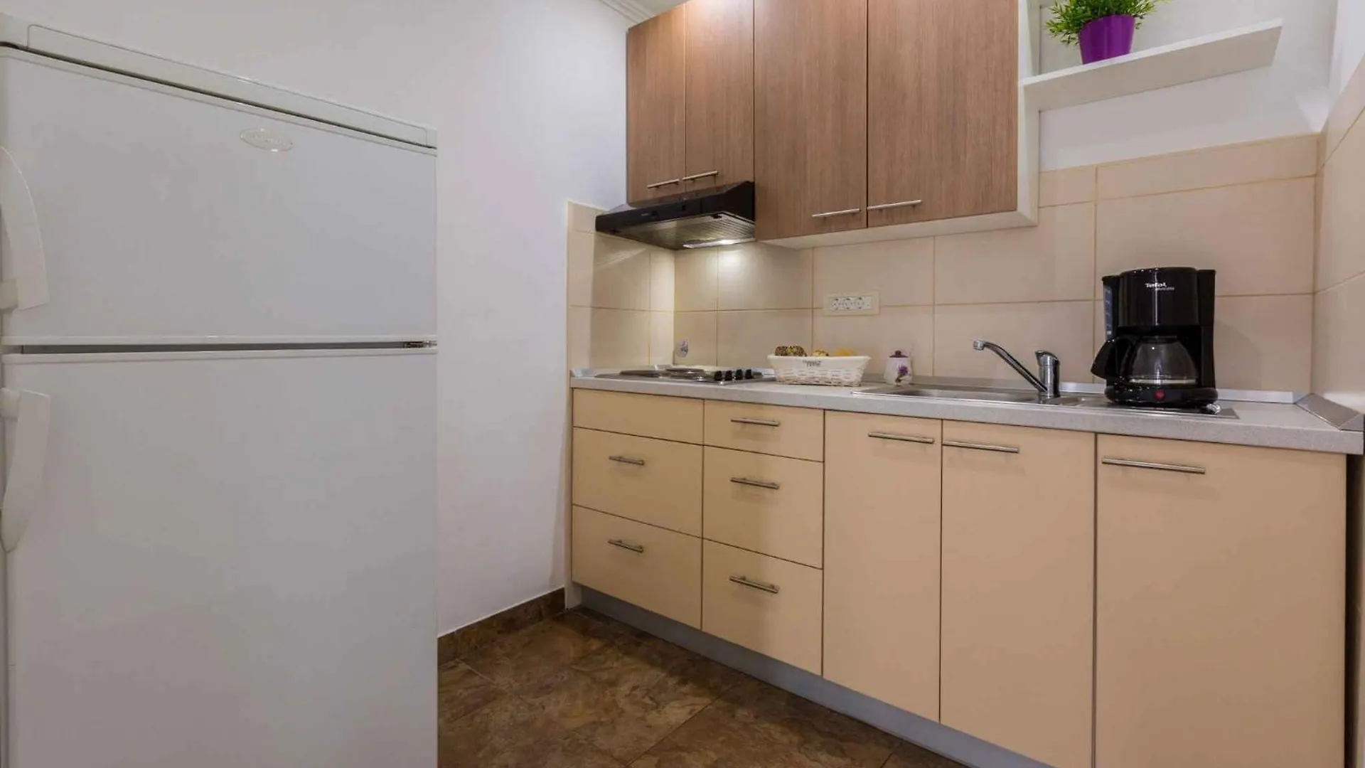 One-Bedroom Apartment Crikvenica 4
